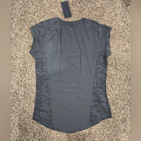 ALPHALETE VELOCITY SLEEVES TEE SIZE SMALL COLOR BLACK CAMO - Picture 5 of 6